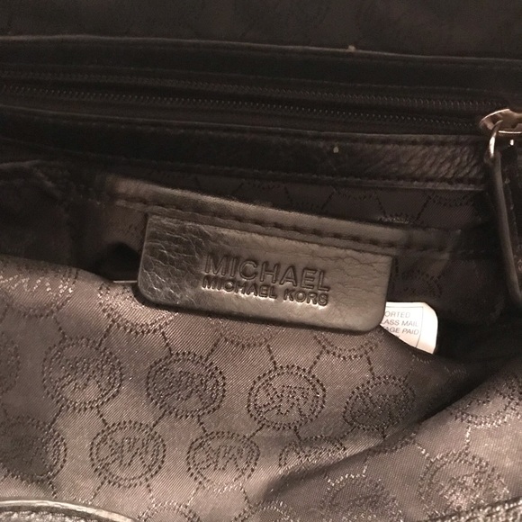 Black leather - Picture 2 of 4